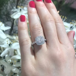 Matthew_Ely_Blog_Cushion_Cut_Diamond_Halo_Engagement_Ring.jpg