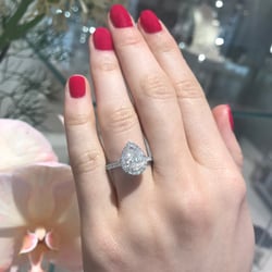 Matthew_Ely_Blog_Pear_Halo_Diamond_Engagement_Ring.jpg